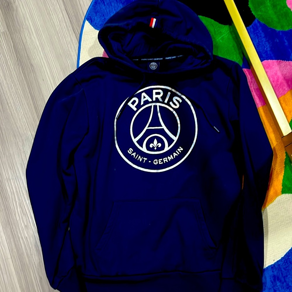 Hoodie for men 109% authentic for soccer fans and Paris saint Germain